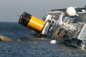 cruise_ship_aground_in_italy_3_t607